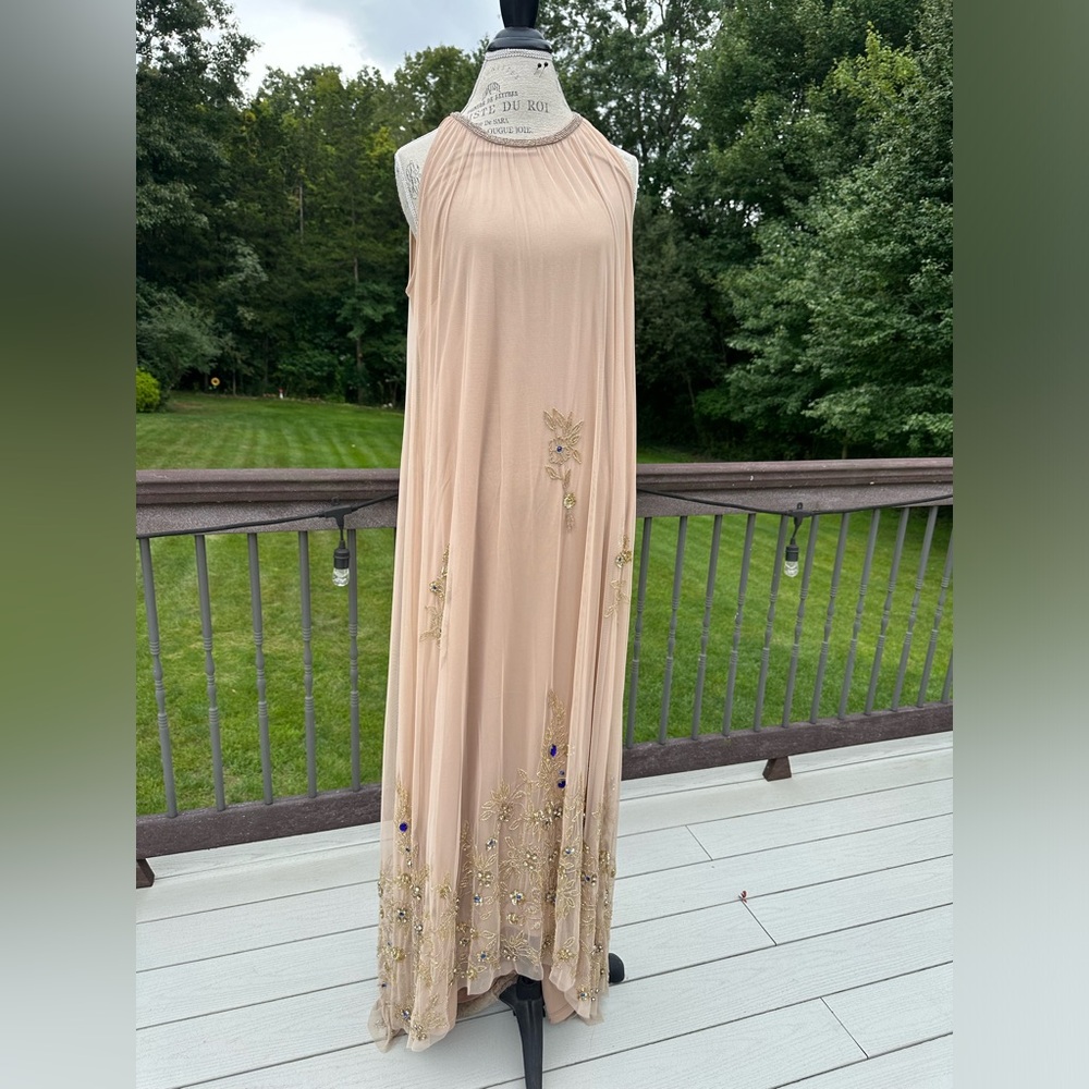 Mac Duggal
High Neck Floral Embellished Trapeze Gown - Picture 9 of 9
